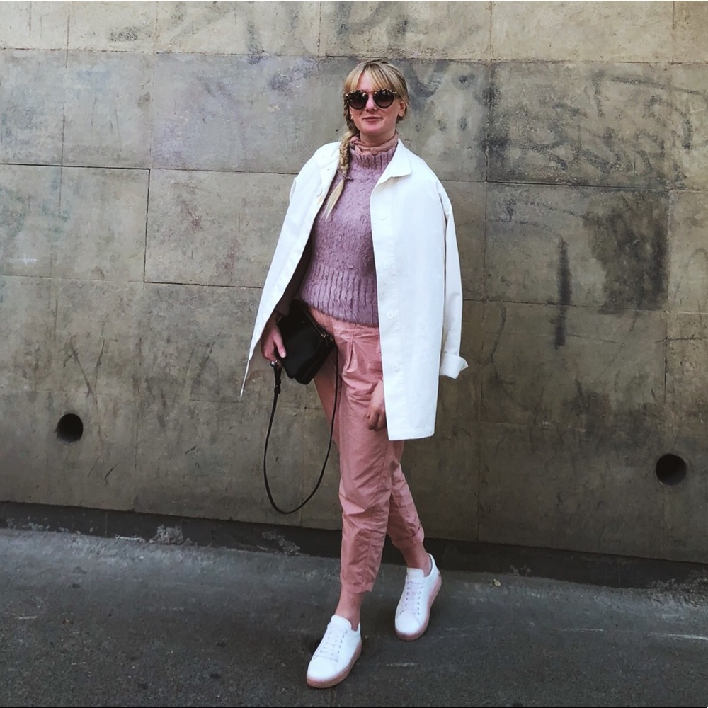 Meet your Posher, Gena